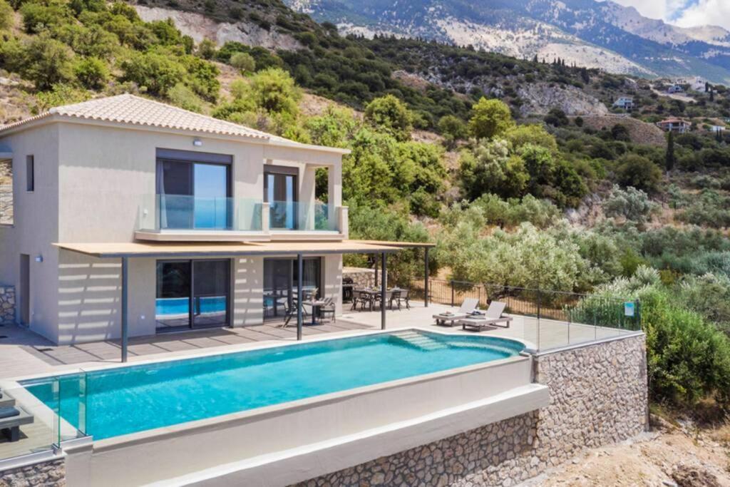 Color Villas-New Villa Green At Trapezaki With Private Pool Mousata 외부 사진